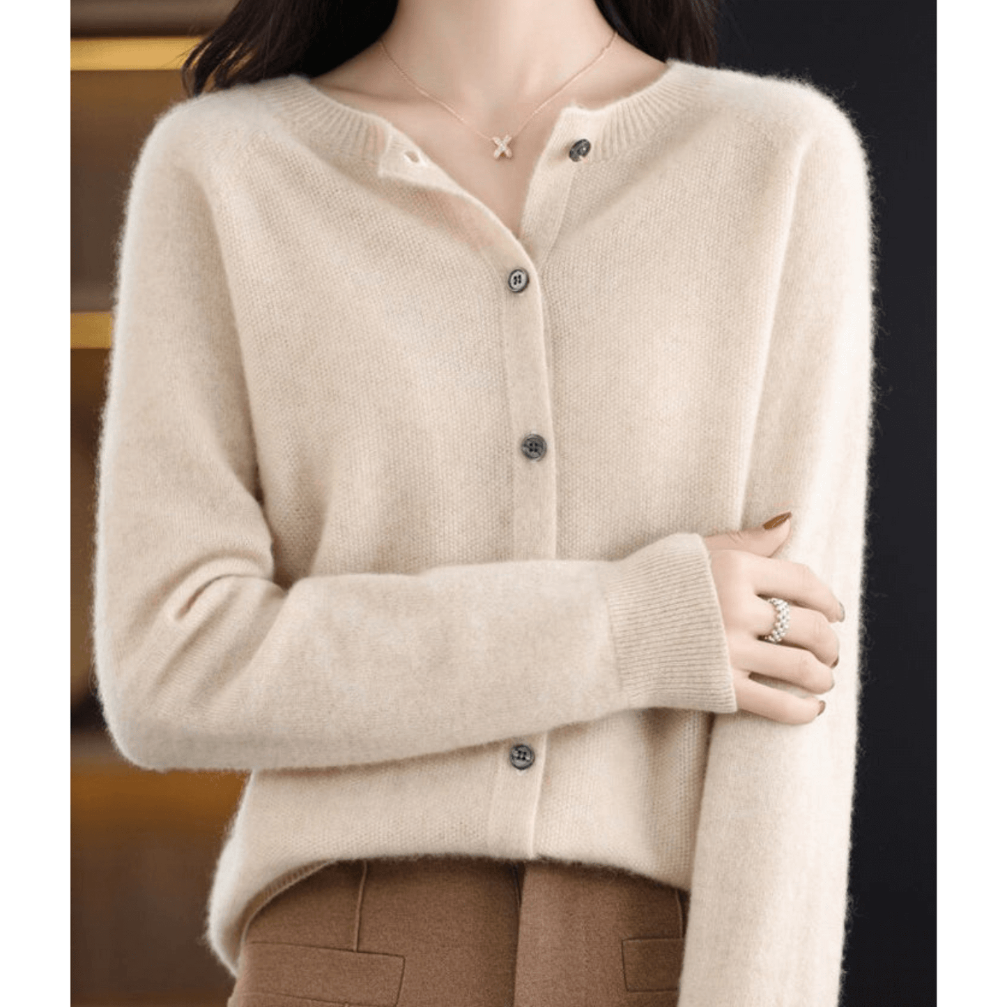 Dames Fijngebreid Vest met Ronde Hals – Wolachtige Look
