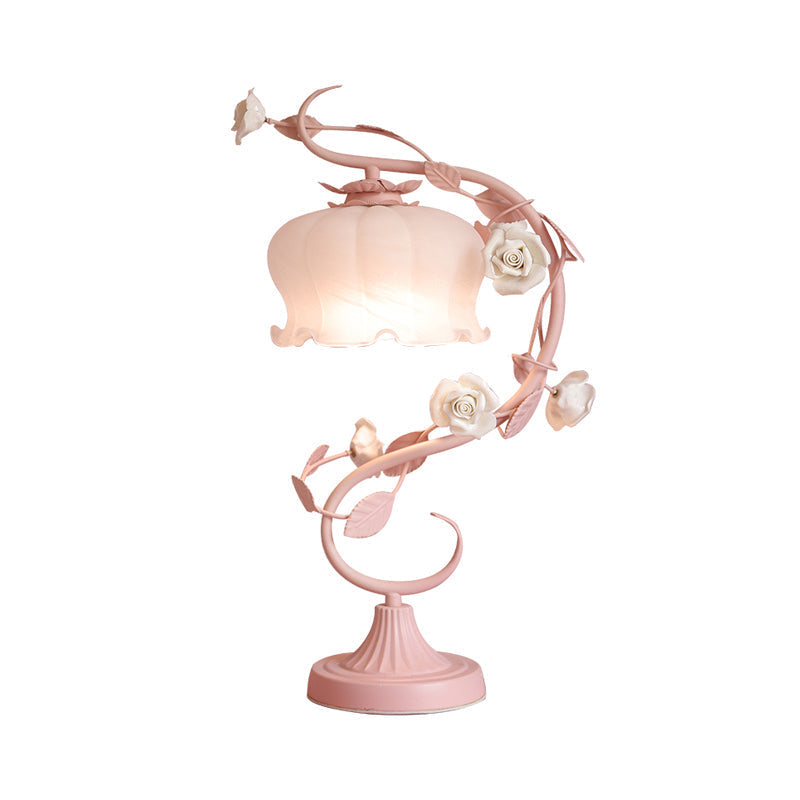 Rozenlamp Rosa Met Warme Verlichting