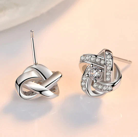 Ketting met Liefdesknoop en Oorbellen Set Zilver Geschenk