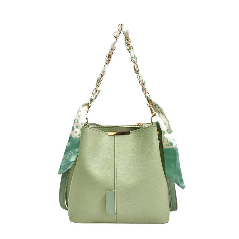 Dames Zomerse Crossbody Tas met Ketting Detail