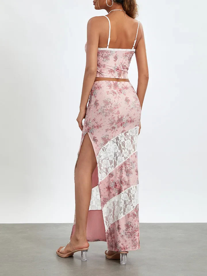 Vrouwelijke Thania Set Stijlvol en Elegант