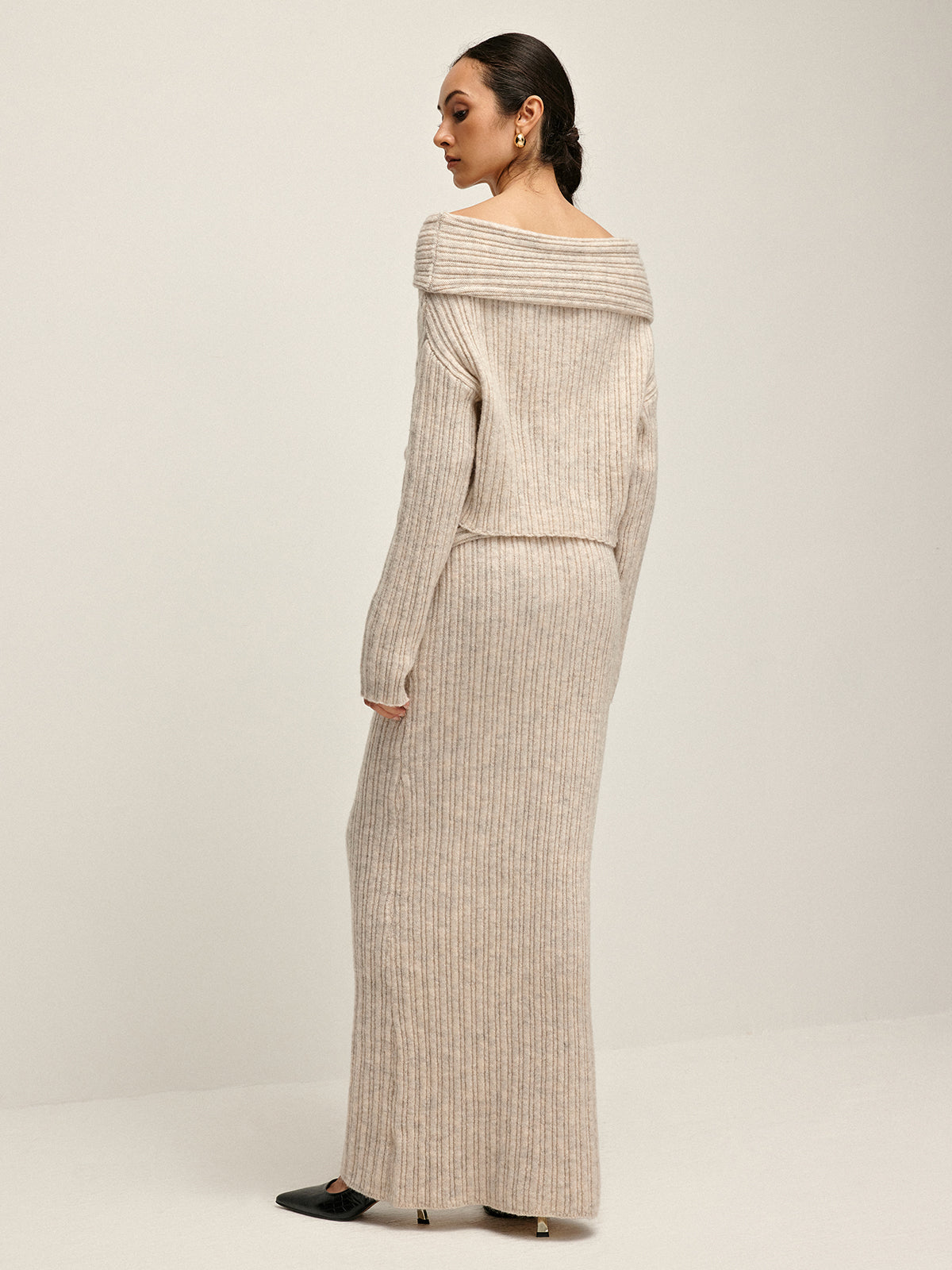 Dames Sweater Off-Shoulder Beige Warm en Stijlvol