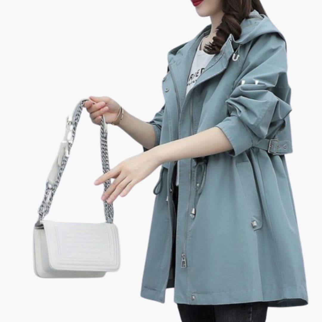 BerlinGlamour | Dames trenchcoat met capuchon, rits en trekkoord in de taille 3