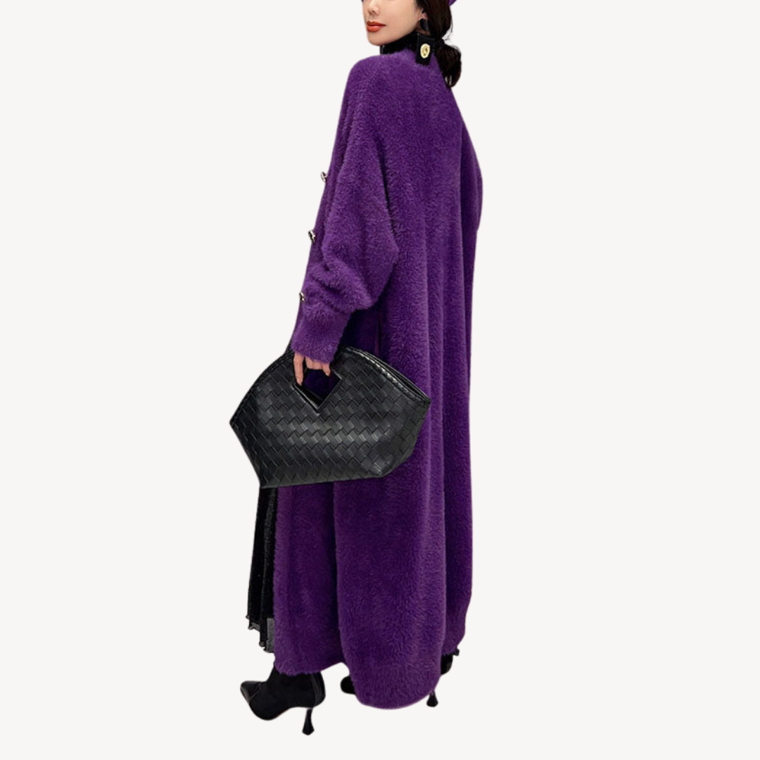 BerlinGlamour | Lange lila pluizige jas voor dames 1