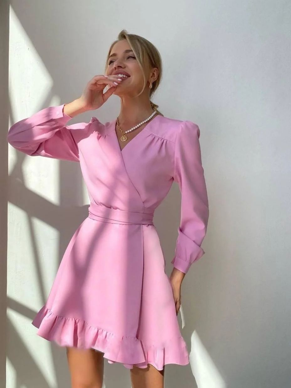 Claudia | Miniabito con scollo a V a maniche lunghe