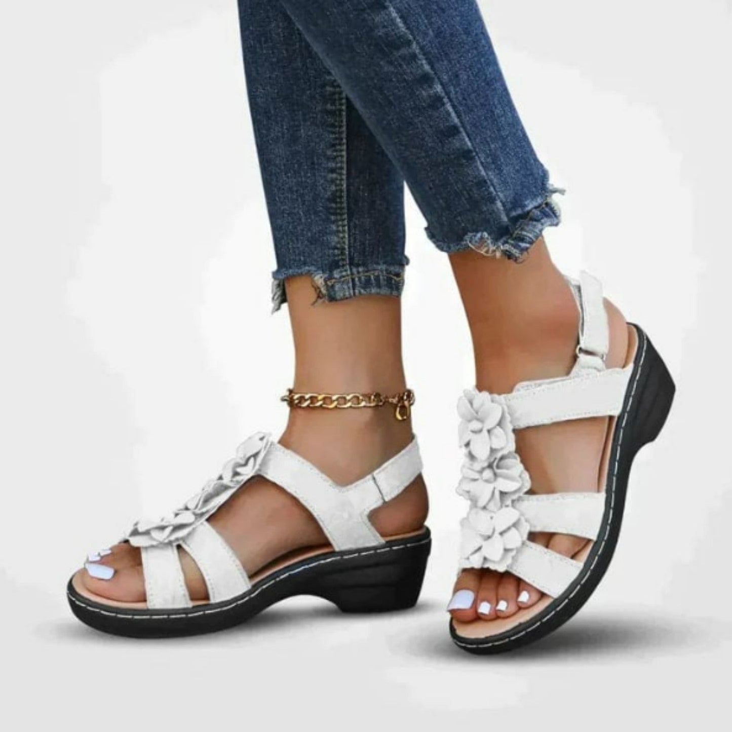 Bloeiende Zomer Sandalen van GlamourBloom