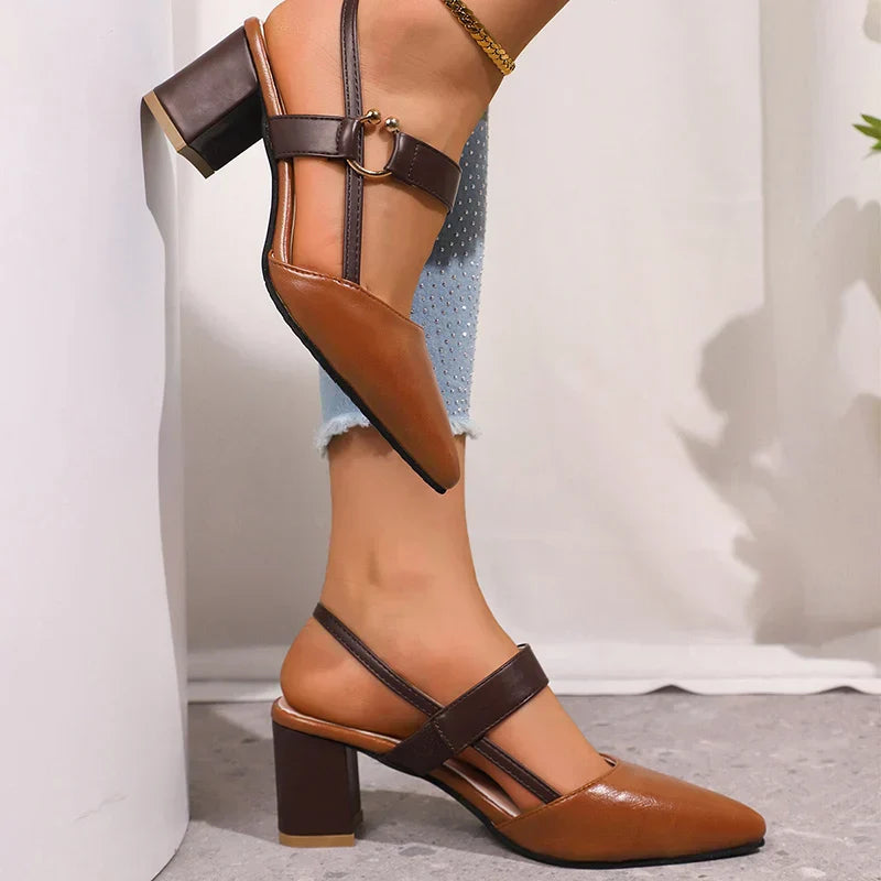 Dames Pumps met Ringdetail Elegante Pasvorm