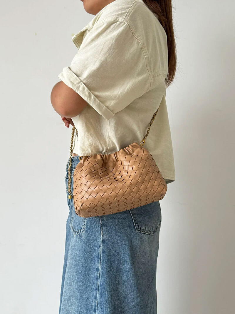 Dameshandtas Met Gouden Ketting Luxe Design