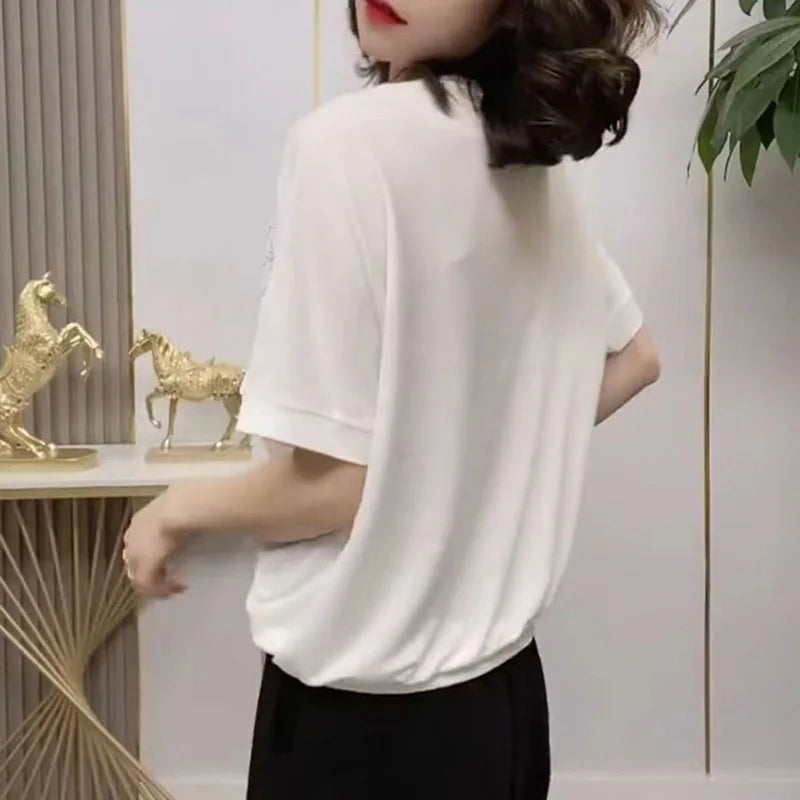 Stijlvolle V-Hals Blouse met Strikdetail