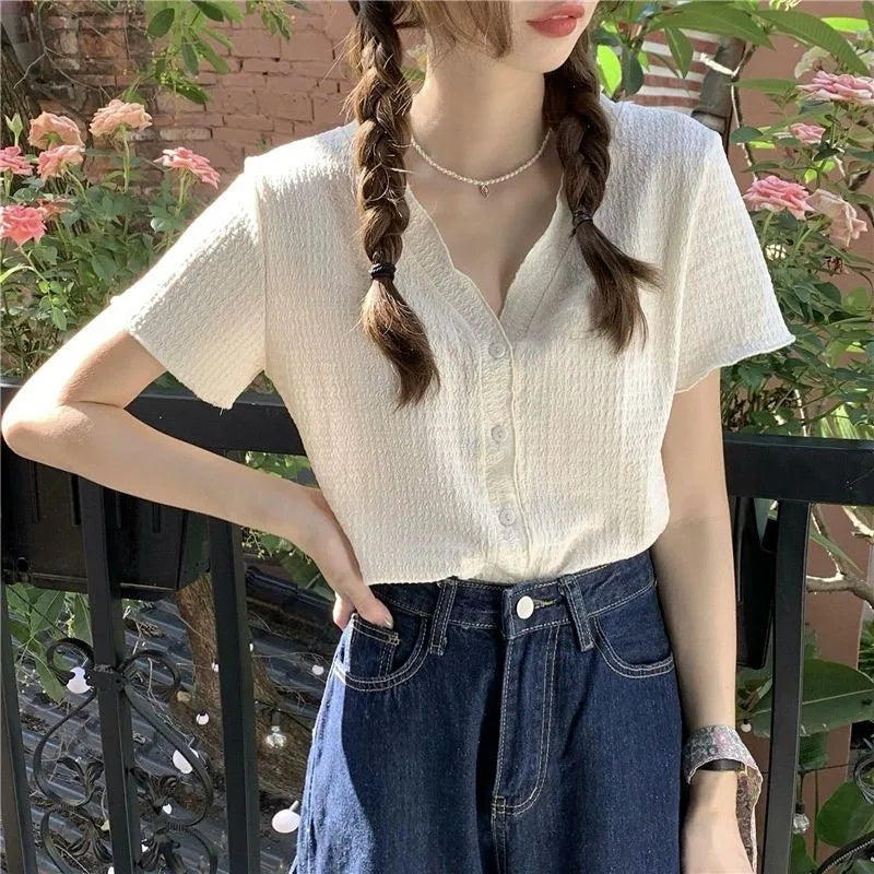 Sunniara V-hals Zomerse Knopenblouse