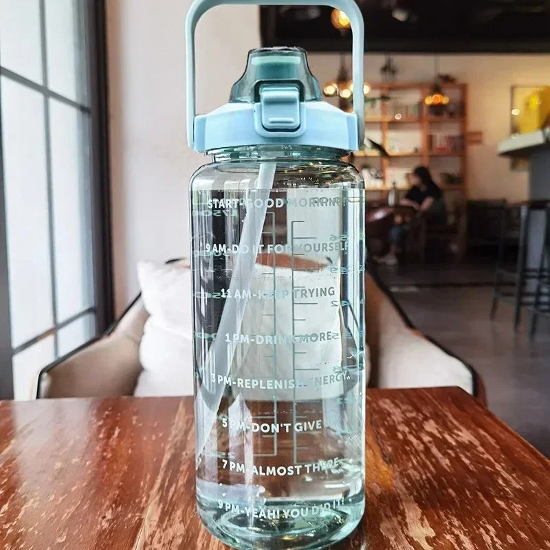 Waterfles 2L met Rietje en Tijdmaker voor Sport en Fitness