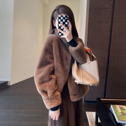 Luxe Faux Fur Jas Voor Vrouw Warm en Stijlvol - Mode Vibes