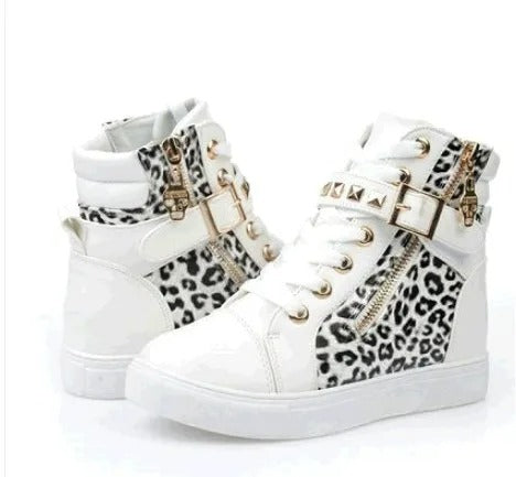 VELANORA dames hoge leren sneakers met metalen decor gesp