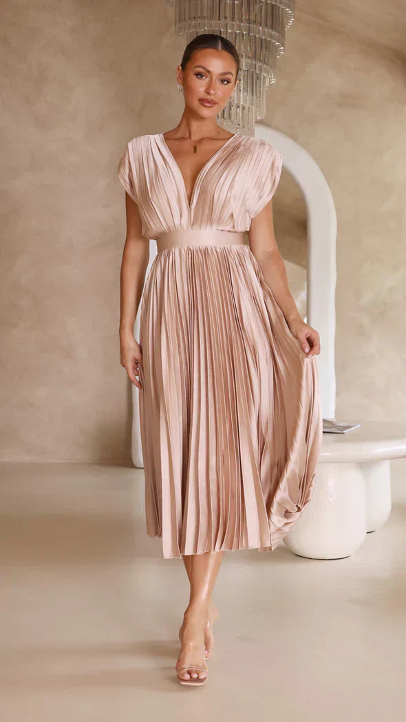 Elegante Jurk voor Vrouw met Klassieke Stijl