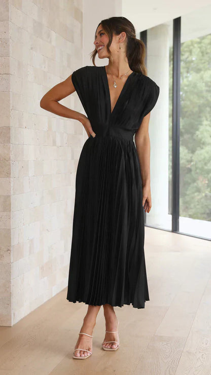 Elegante Jurk voor Vrouw met Klassieke Stijl