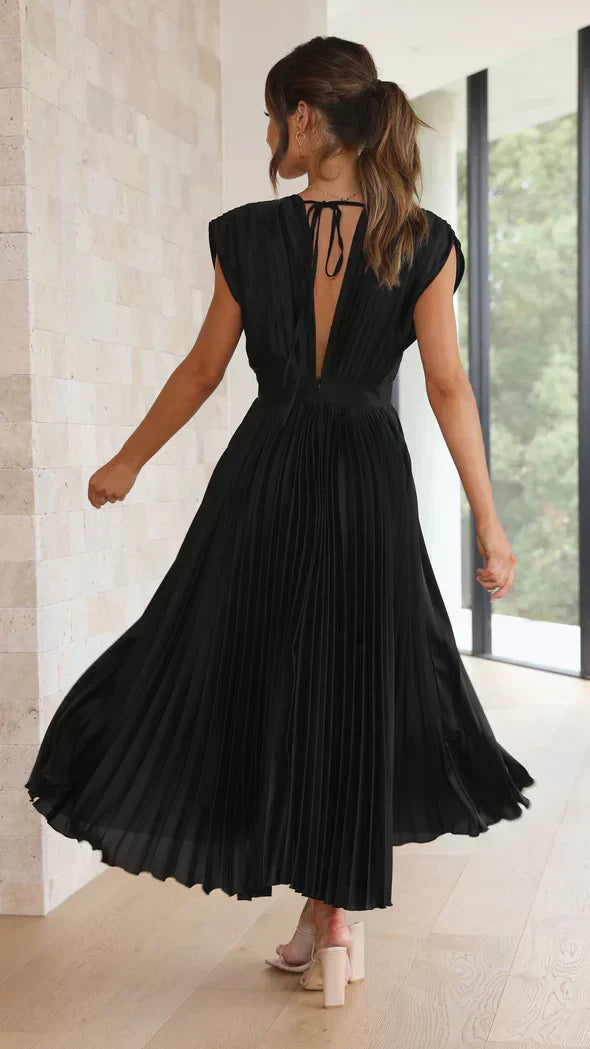 Elegante Jurk voor Vrouw met Klassieke Stijl