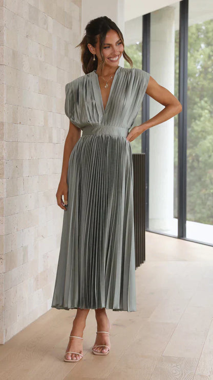 Elegante Jurk voor Vrouw met Klassieke Stijl