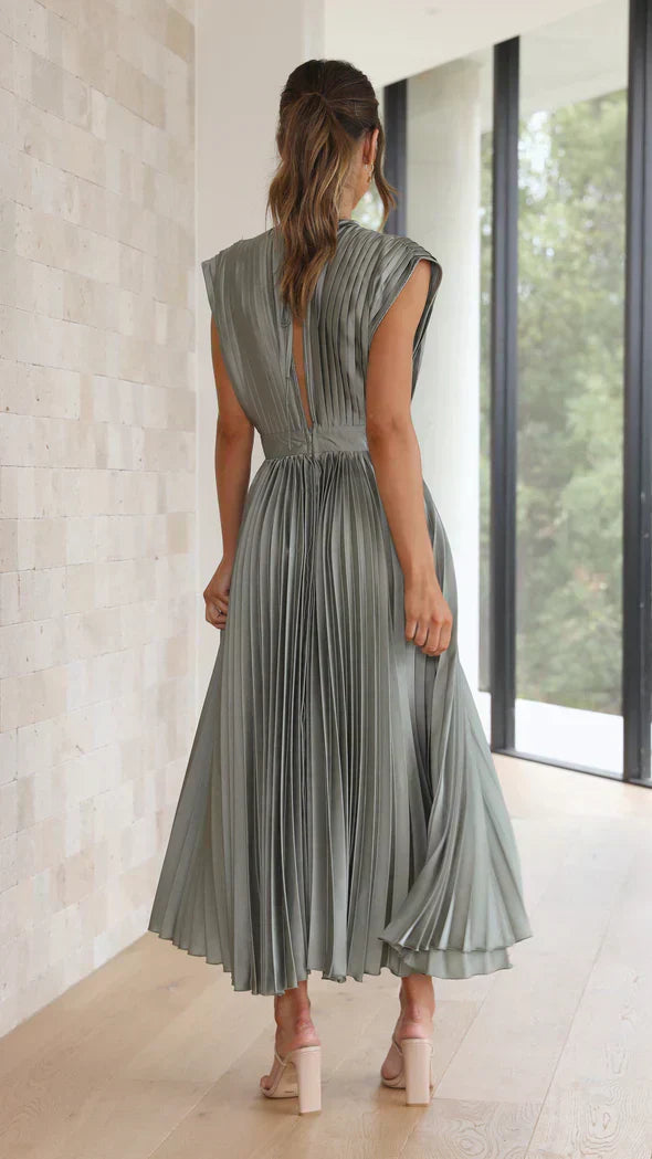 Elegante Jurk voor Vrouw met Klassieke Stijl