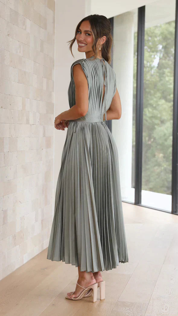 Elegante Jurk voor Vrouw met Klassieke Stijl
