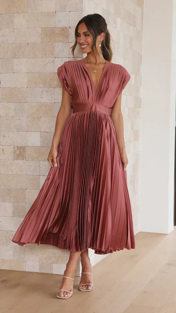 Elegante Jurk voor Vrouw met Klassieke Stijl