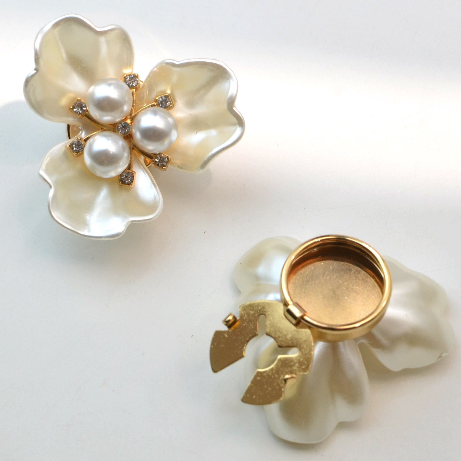 Dames Manchetknopen Parel Bloemvorm Elegant Zilver - Mode Vibes
