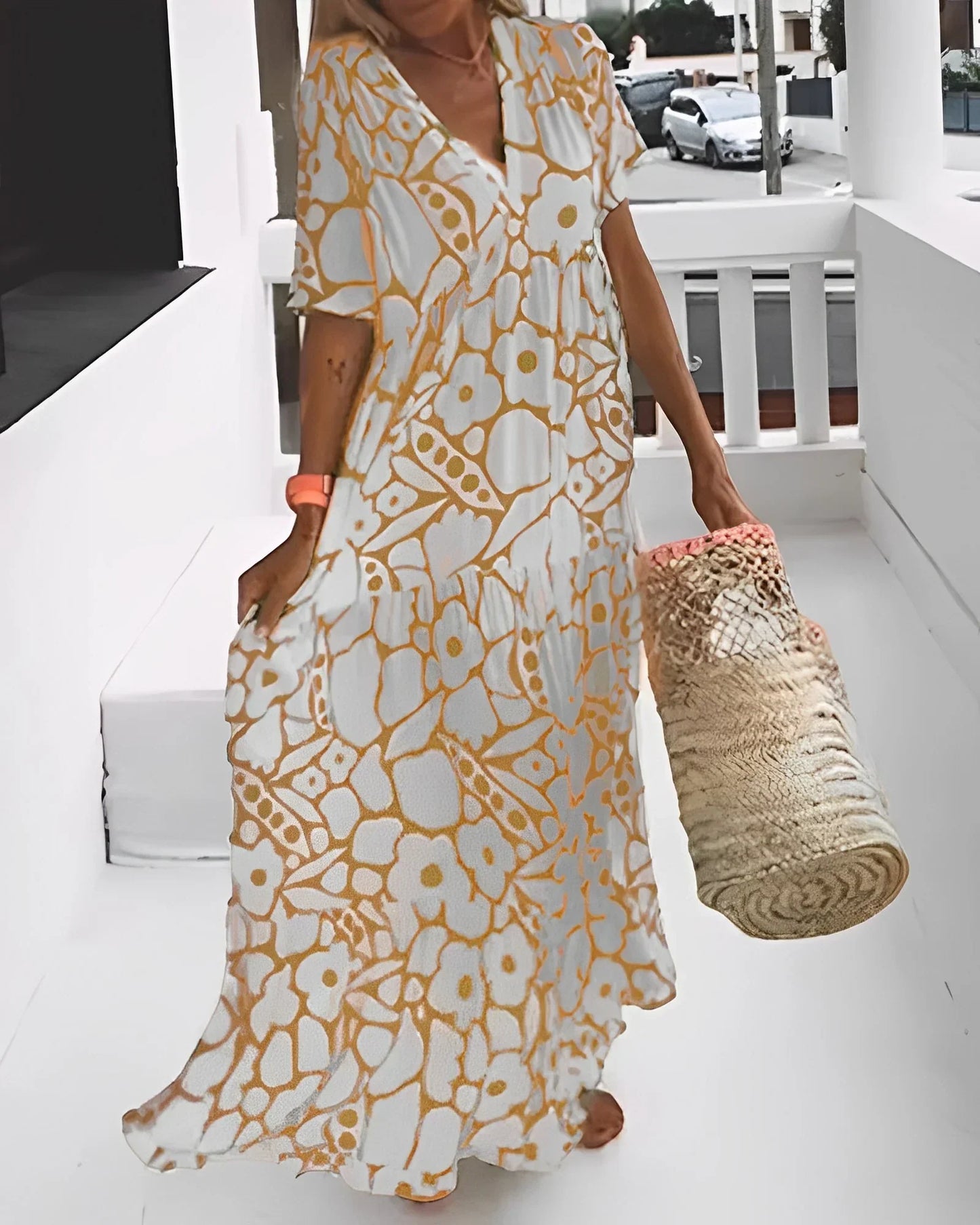 Vrouwelijke Jersey met V-hals en Leuke Print - Mode Vibes
