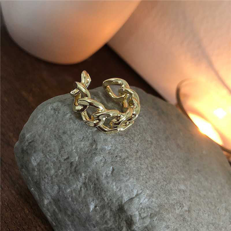 Dames Ring met Gedraaide Ketting Zilverkleurig Open Schakel Ontwerp