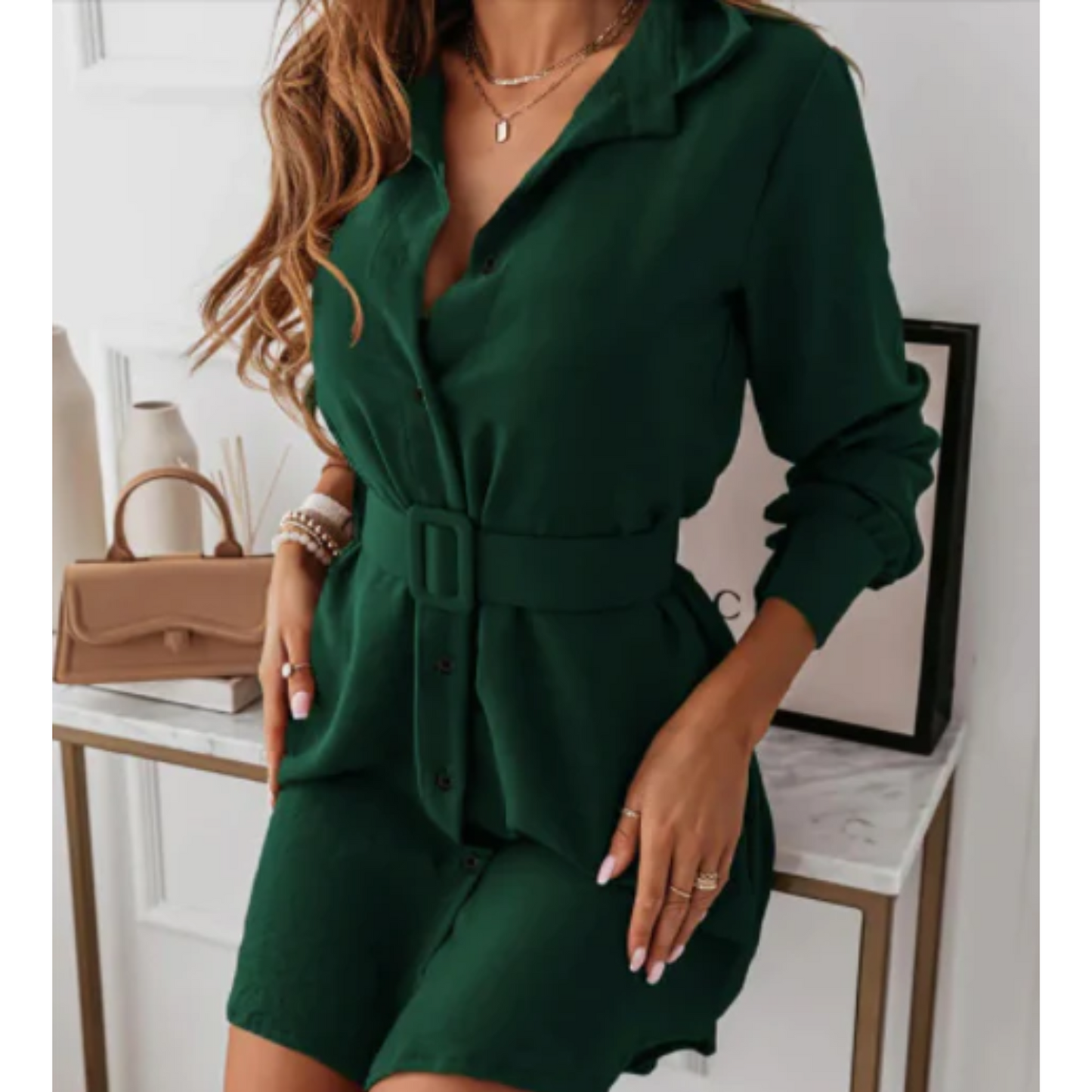 Stijlvol in ChicMode's Mini Jurk