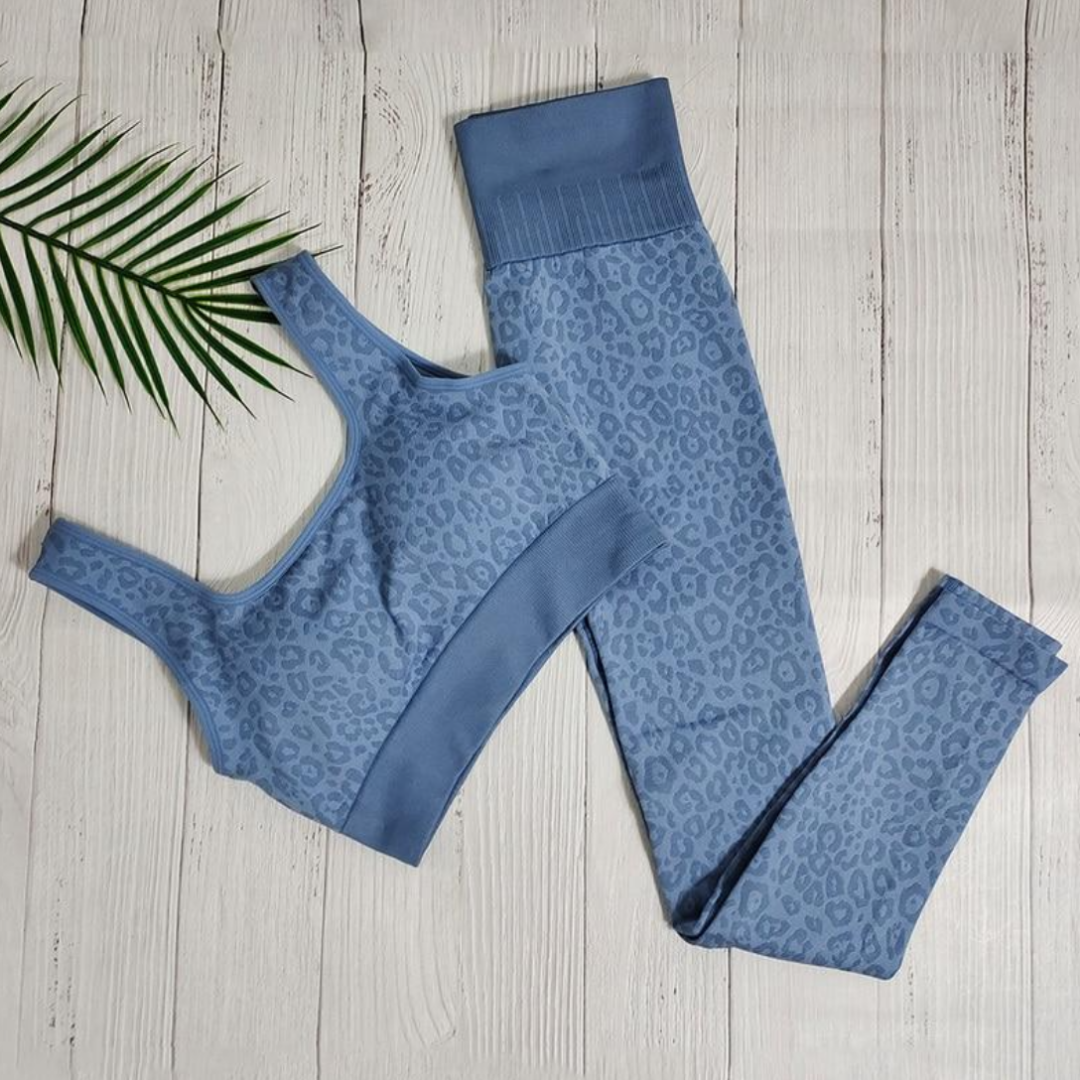 Vrouwelijke Fitness Outfit Sportset Stoer en Sexy