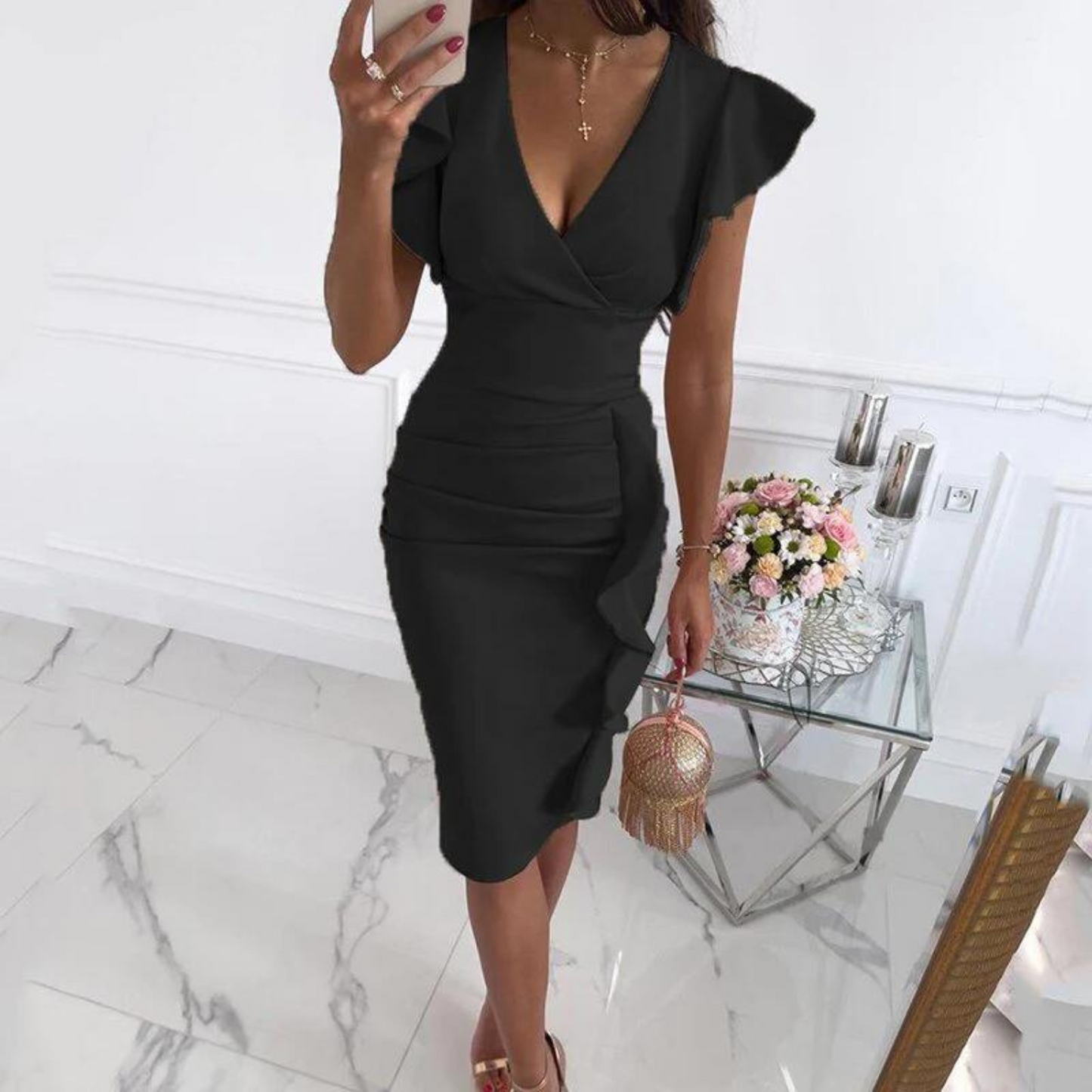 V-Hals Jurk met Plooimouwen en Elegante Stijl