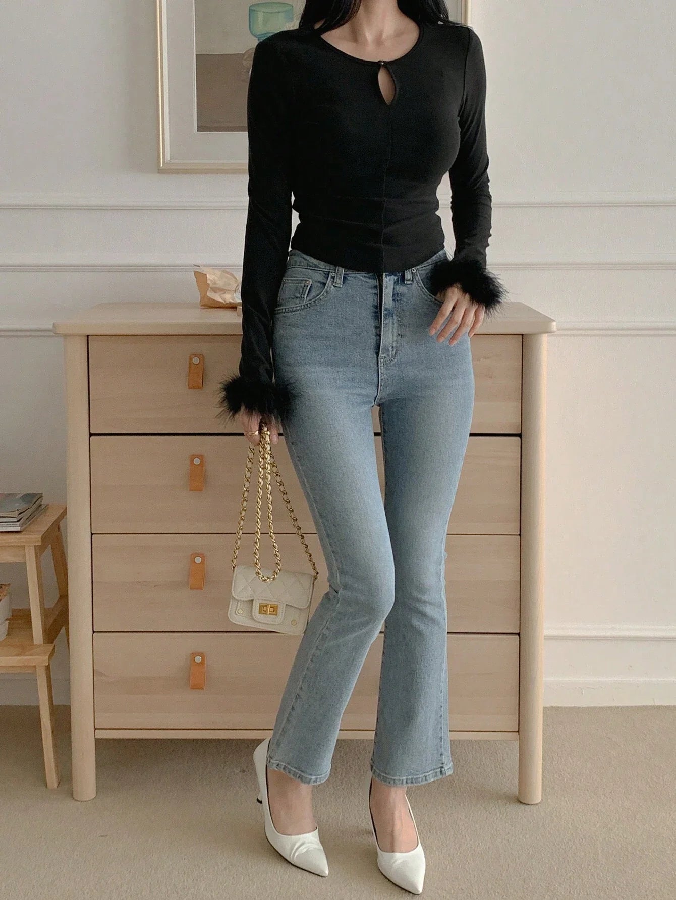 Lara | Elegante camicia a maniche lunghe con piume