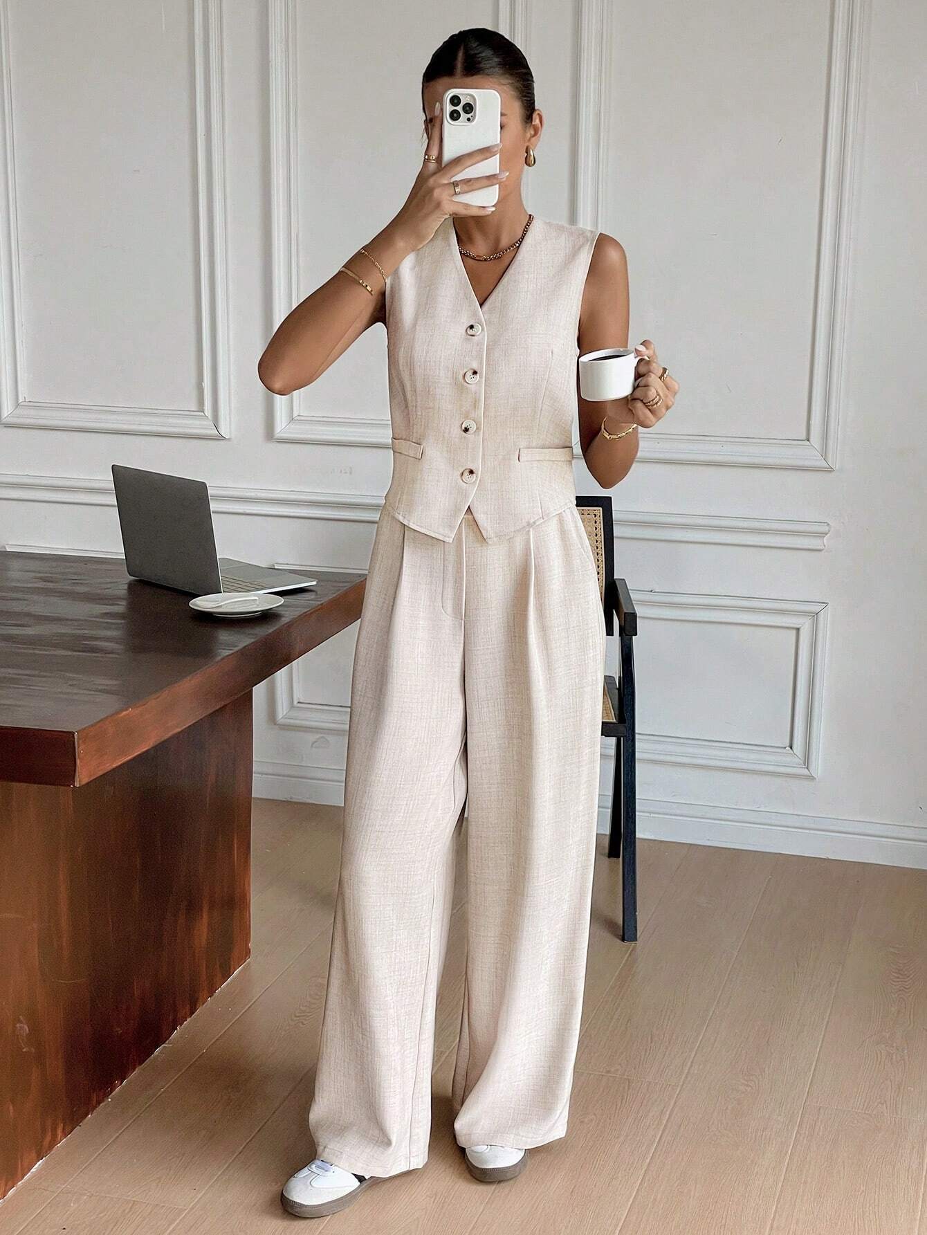 Vest en Wijde Broek Set voor Vrouw Modern en Comfortabel - Mode Vibes