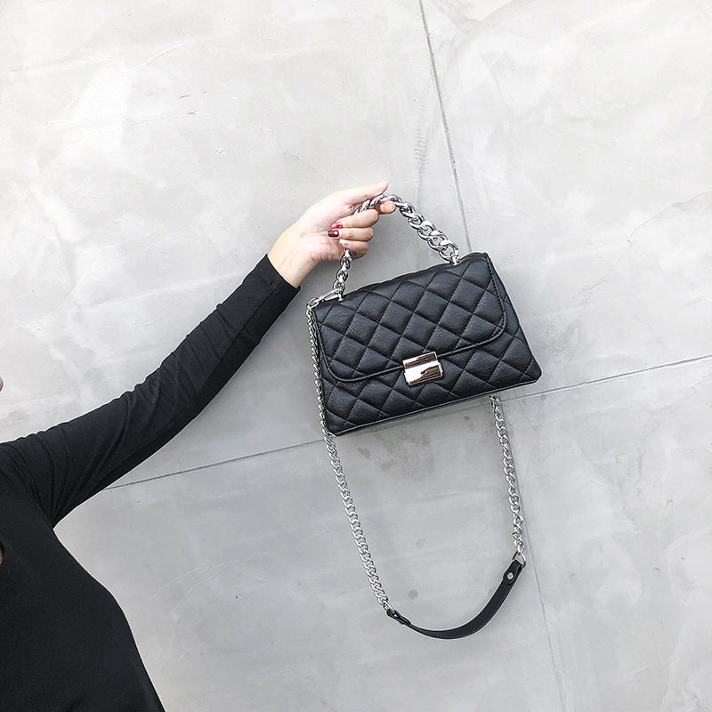 Dames Schoudertas Quilted Patroon Zilveren Ketting