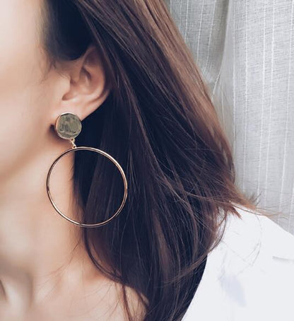 Dames Oorbellen Groot Rond met Schijf Detail
