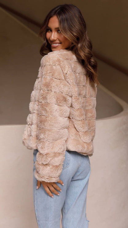Dames Velour Jasje Crop Model Luxe Stof