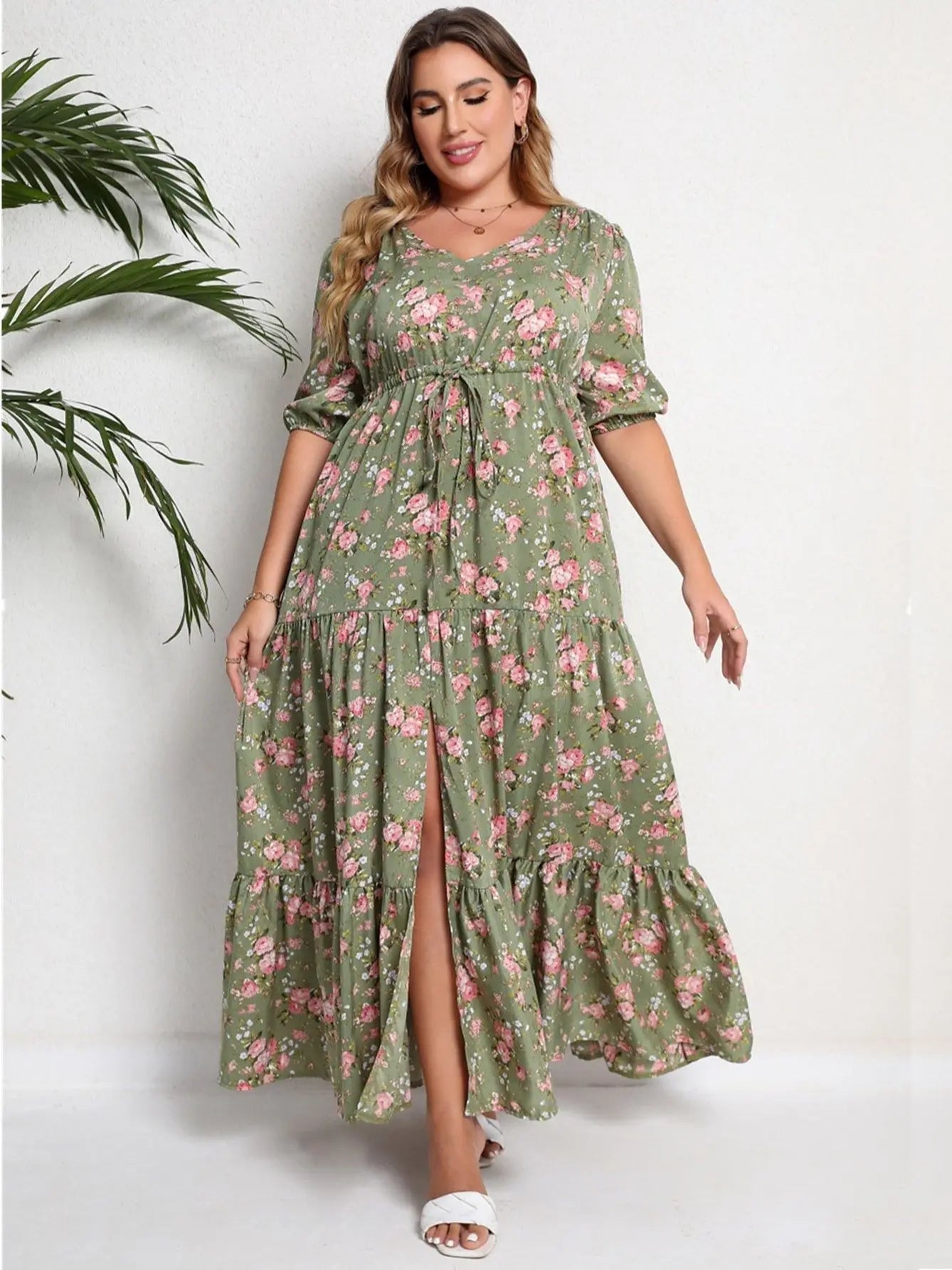 Plus-Size Zomerjurk Fleurig en Stijlvol voor Vrouw