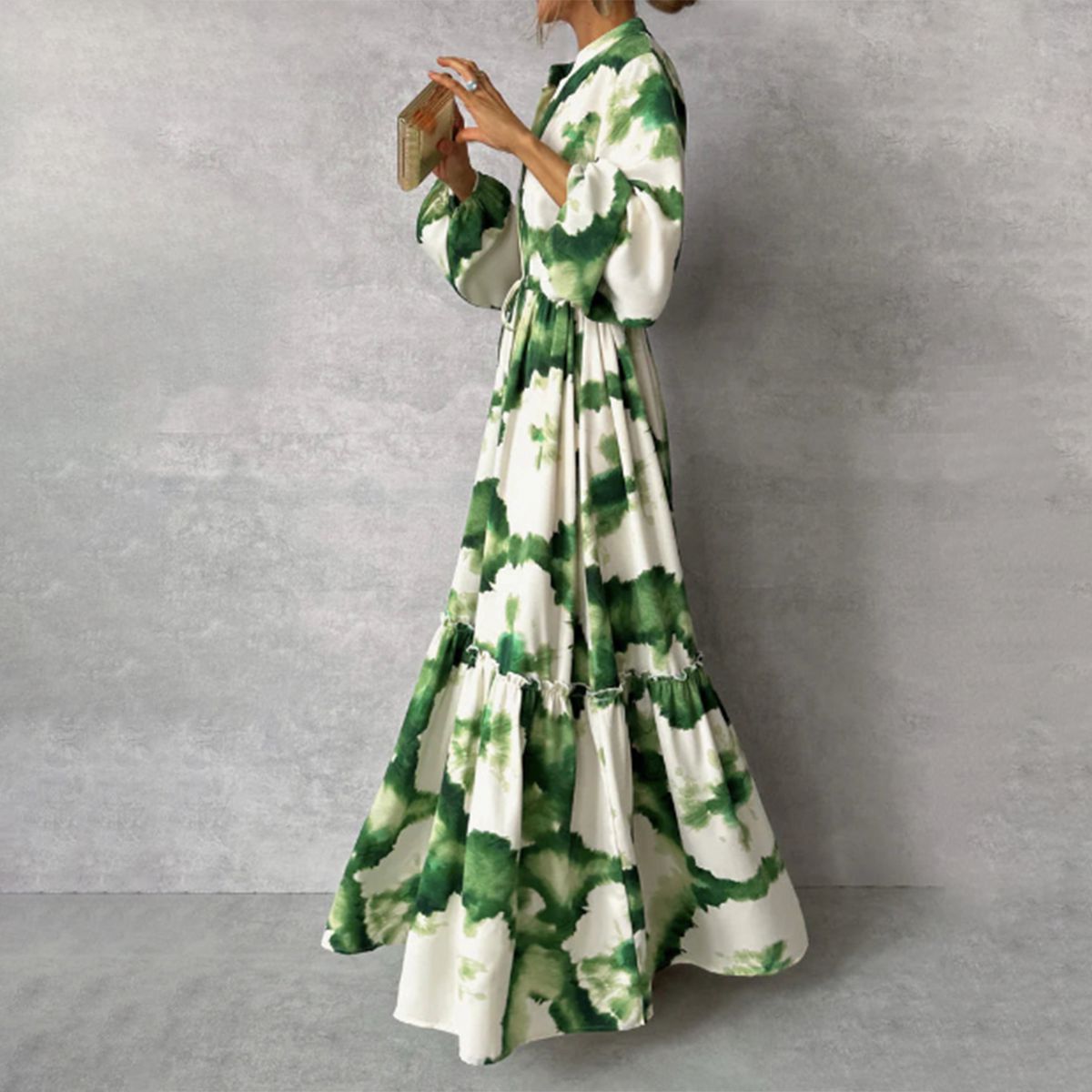 Groene Maxi Jurk Lange Mouwen Puntige Halslijn - Mode Vibes