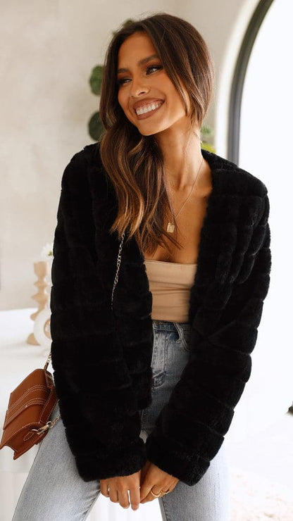 Dames Velour Jasje Crop Model Luxe Stof