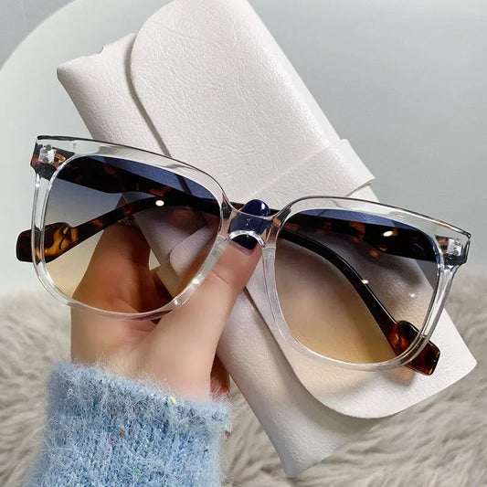 Vintage Zonnebril voor Dames Trendy Design - Mode Vibes