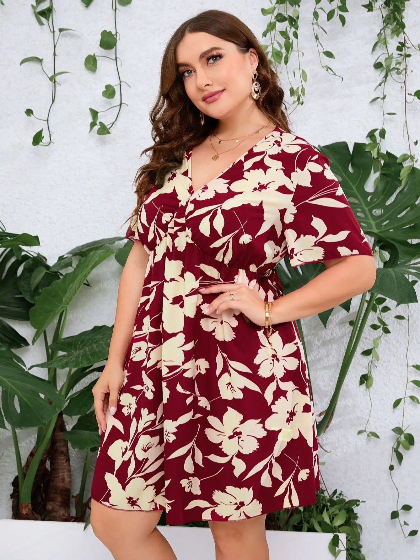 Plus-Size Jurk Maya Trendy en Vrolijk Mode - Mode Vibes