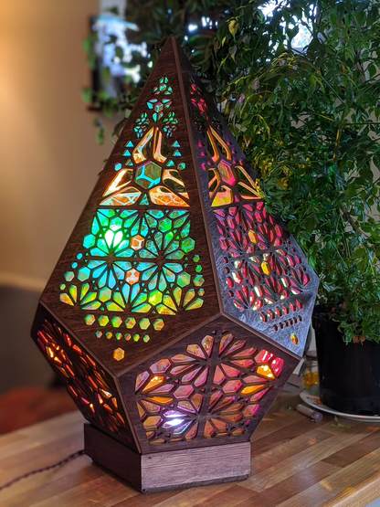 Stijlvolle Glas-in-Lood LED Tafellamp Modern Design