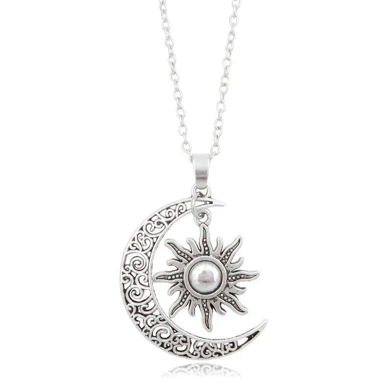Zonne- en Maanketting Gouden Halsketting met Symboliek