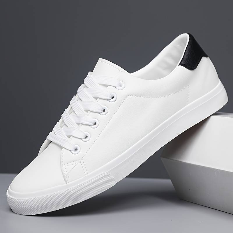 Witte Sneakers voor Mannen en Vrouwen Elegante Stijl