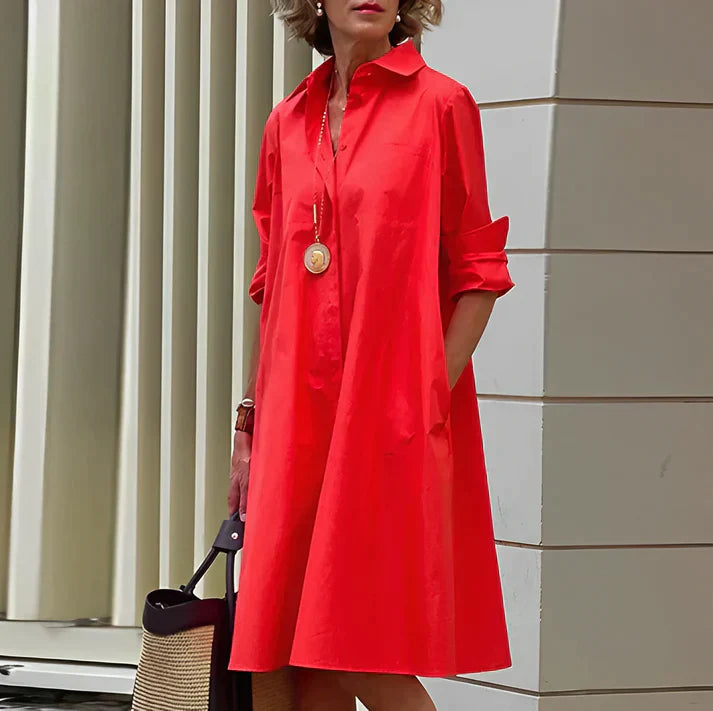 Vrouwelijke Jurk met Polokraag Modieus Design - Mode Vibes