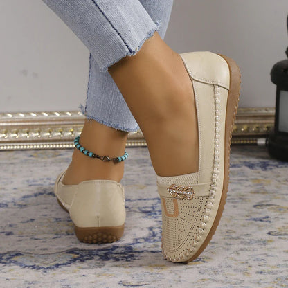 Stap Stijlvol en Comfortabel de Zomer in met Onze Nieuwe Loafers!