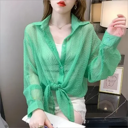 Zonwerend Shirt van Zomerse Elegantie.