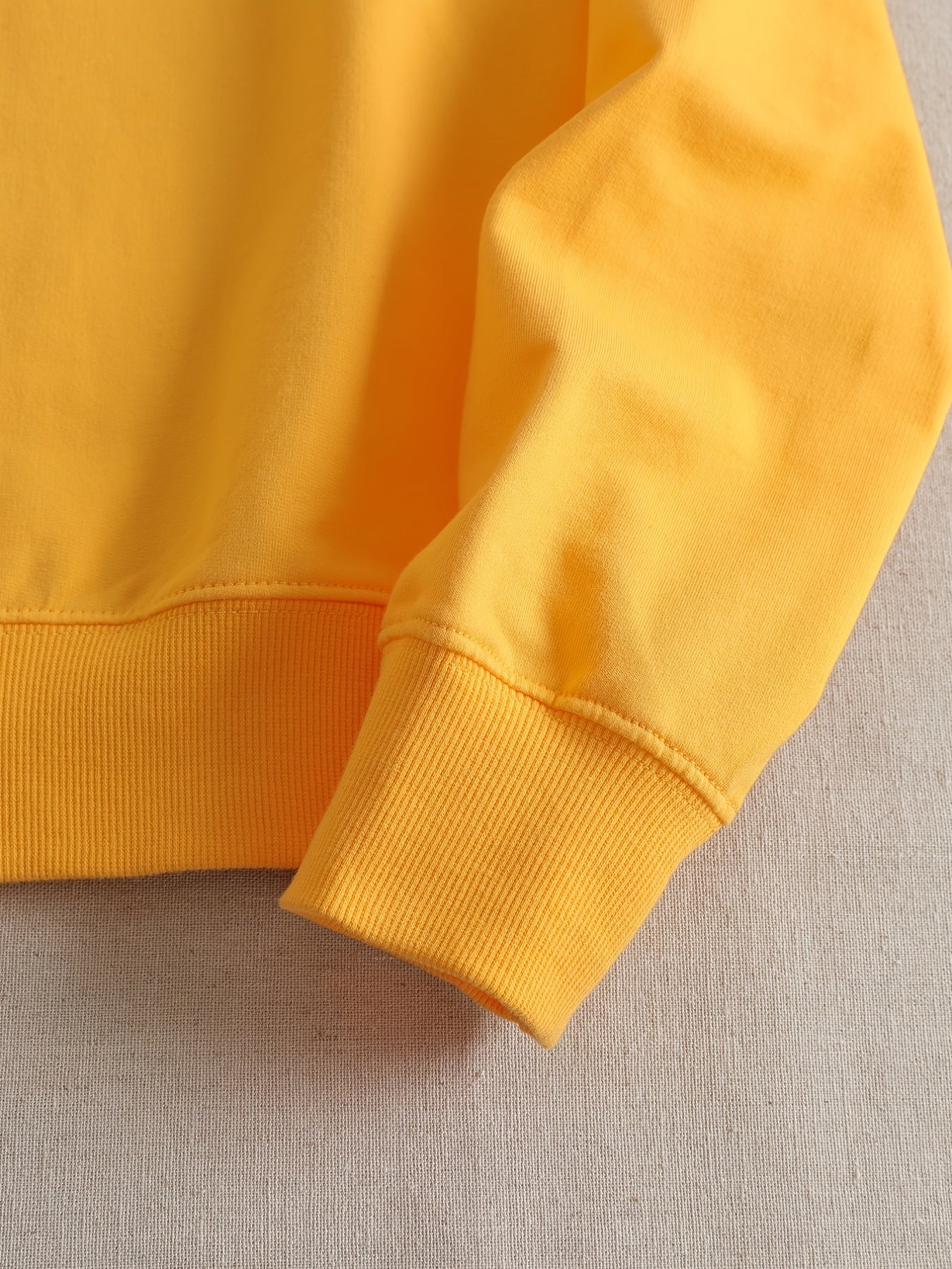Gele Sweatshirt met Grappige Grafische Print