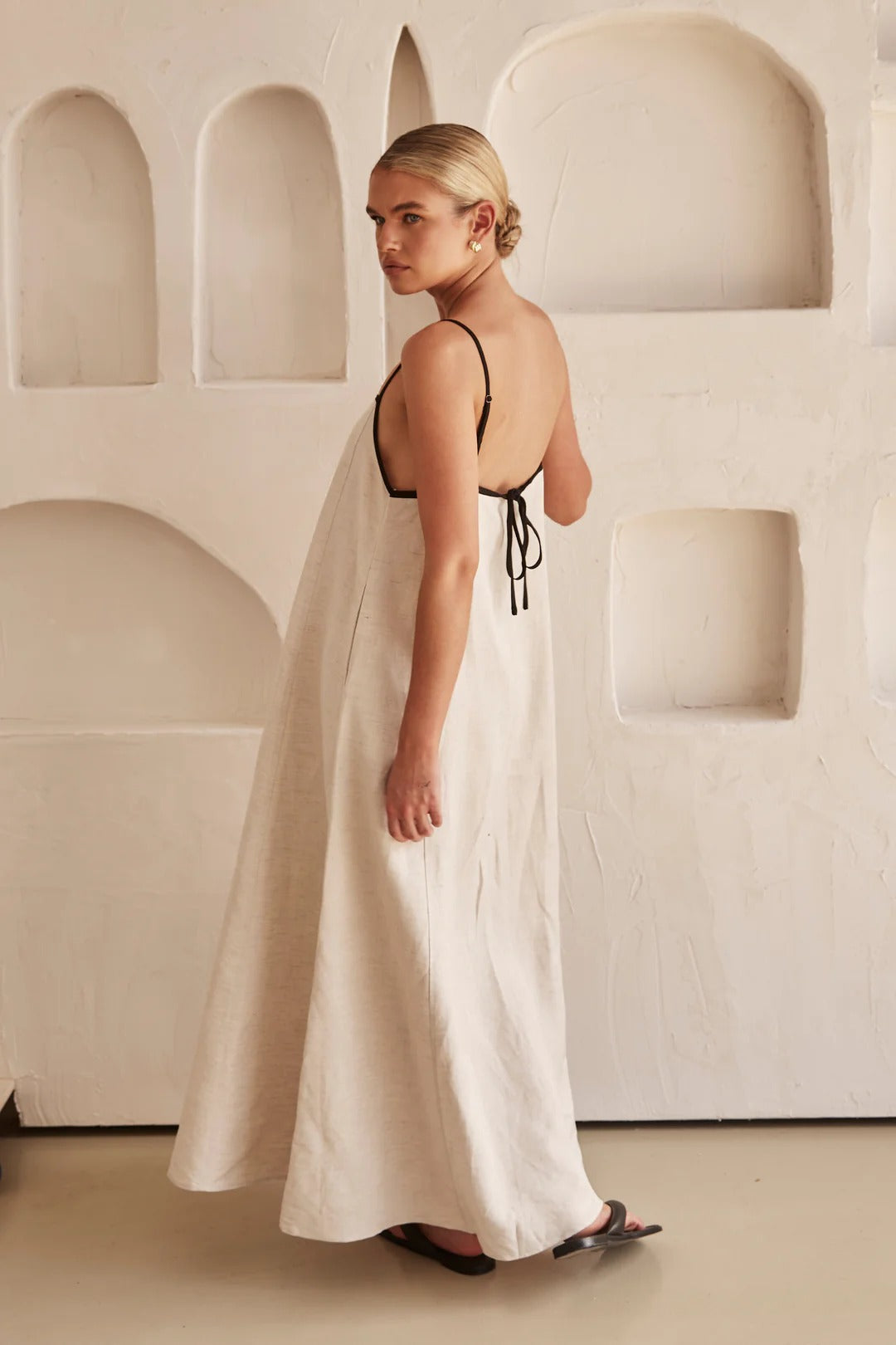 Vrouwelijke Zomerjurk Beige Jurk voor Dames