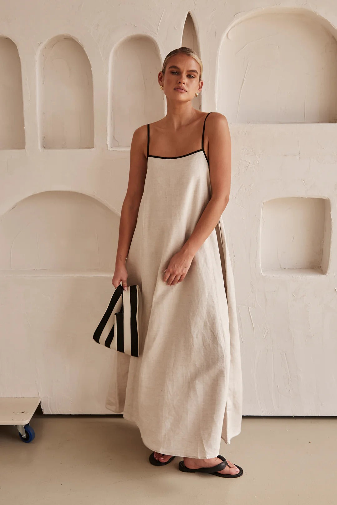 Vrouwelijke Zomerjurk Beige Jurk voor Dames