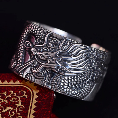 Zilveren Ring met Draak Motief Uniek en Stijlvol